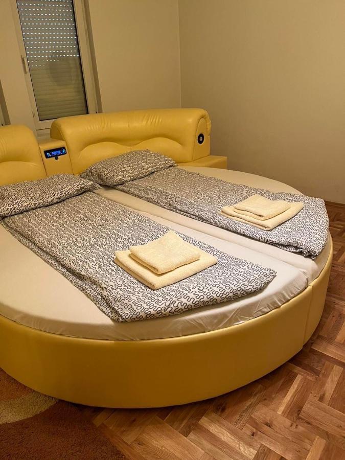 Apartment Alpi Печ Экстерьер фото