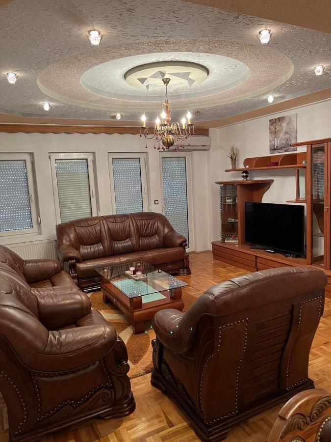 Apartment Alpi Печ Экстерьер фото